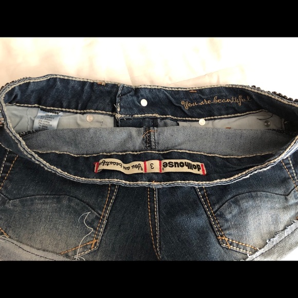 Dollhouse “The Sienna” *bling* Jean shorts. size 3 - Picture 10 of 14